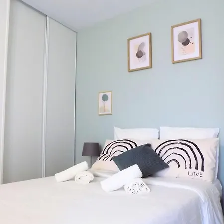 Revy 1 - Centre Apartment