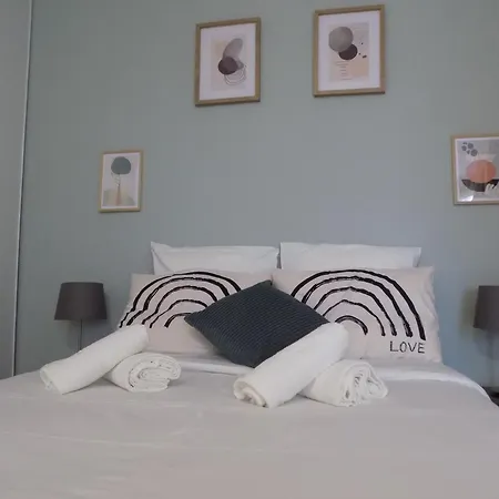 Revy 1 - Centre Apartment *